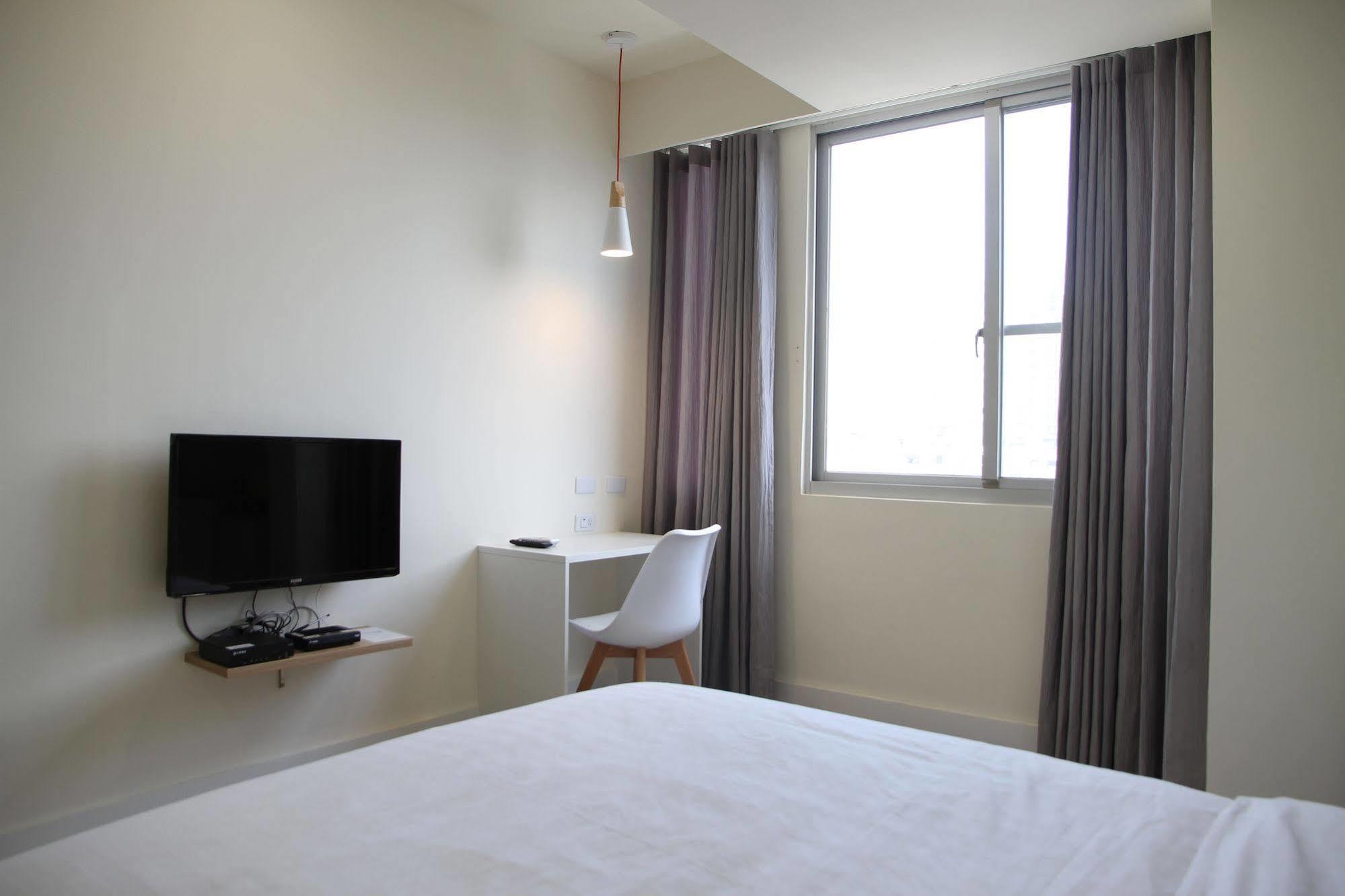 Moment Inn Tainan Exterior photo